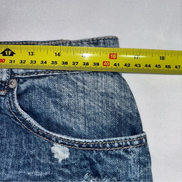 Garage Denim Festival Distress High Waist Jean Shorts Size 11 - Picture 6 of 10